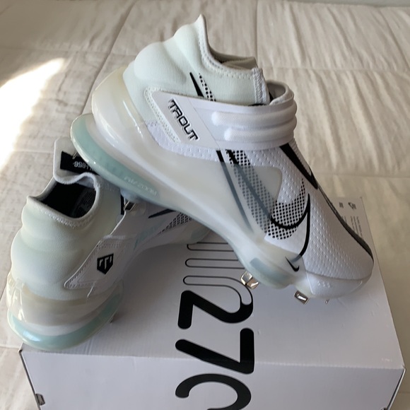 Nike Force Zoom Trout 7 Men's Baseball Cleats